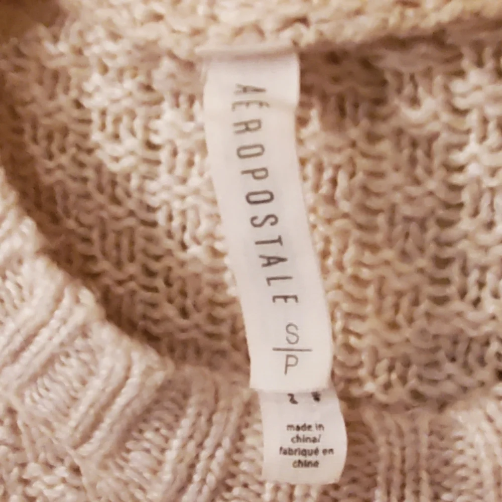 Aeropostale sweater - Picture 2 of 3